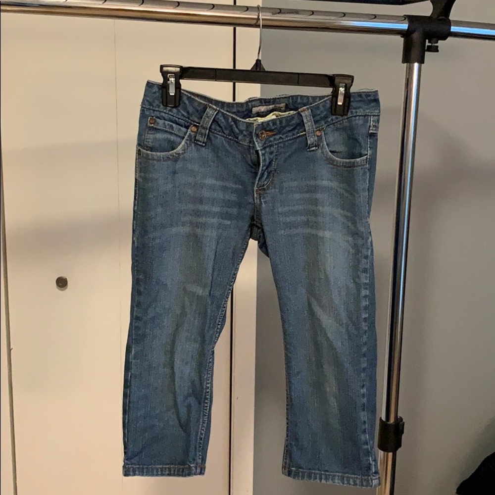 Refuge Blue Jean Capris